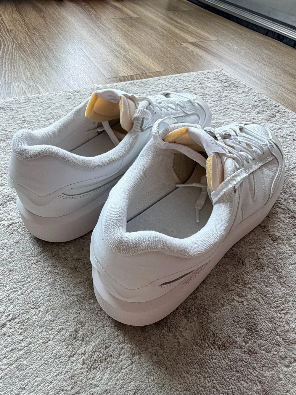 New Balance mint like